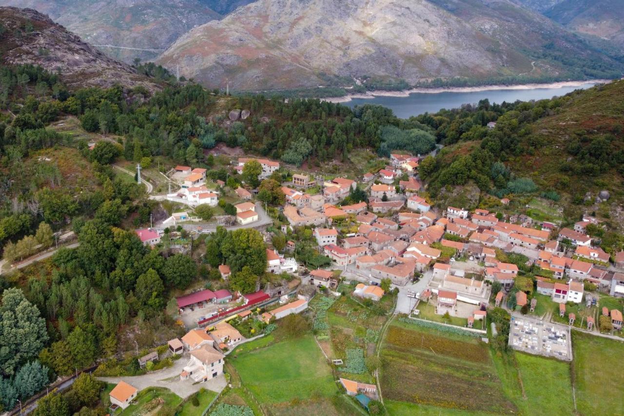 Casa Da Fonte Geres Lägenhet Campo do Geres Exteriör bild